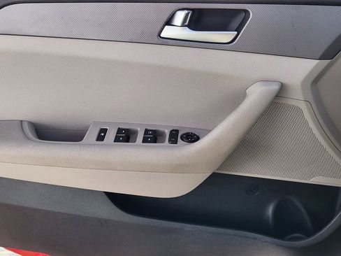 Used 2016 Hyundai Sonata SE image 22