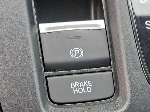 Used 2025 Honda CR-V LX image 25