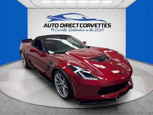 Used 2015 Chevrolet Corvette Z06 w/ 3LZ Preferred Equipment Group RWD image 36