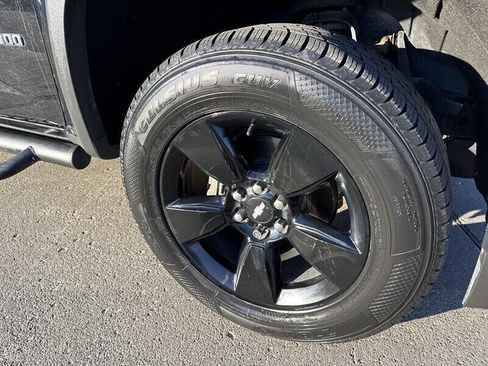 Used 2016 Chevrolet Colorado LT w/ Midnight Edition image 13