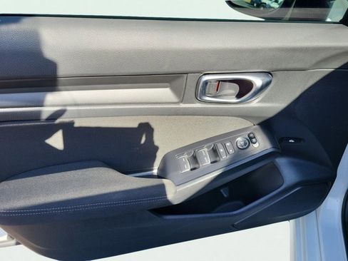 Certified 2025 Honda Civic LX image 22