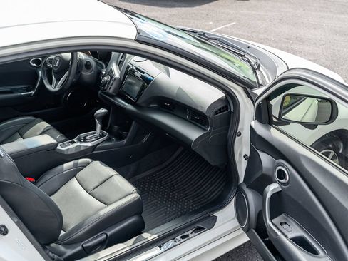 Used 2016 Honda CR-Z EX image 11