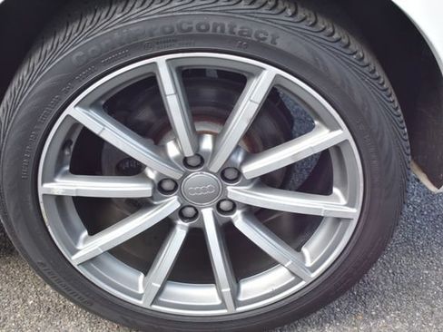 Used 2018 Audi Q3 2.0T Premium Plus w/ Premium Plus Package AWD/4WD image 51