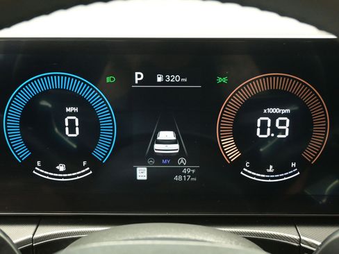 Certified 2026 Hyundai Santa Fe SE image 30