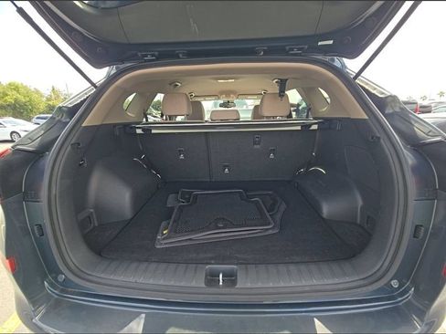 Used 2021 Hyundai Tucson Value FWD image 16