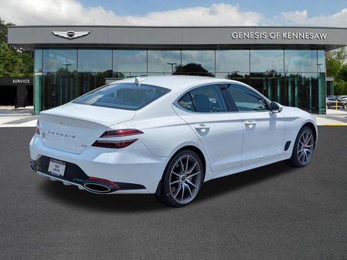 Used 2026 Genesis G70 2.5T image 7