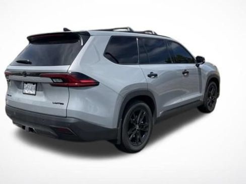 Used 2025 Toyota Grand Highlander AWD Hybrid image 2