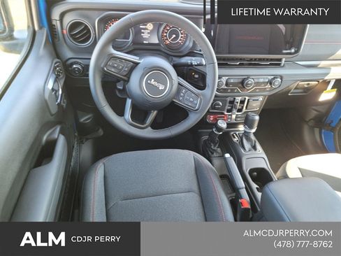 New 2025 Jeep Gladiator Rubicon AWD/4WD image 5