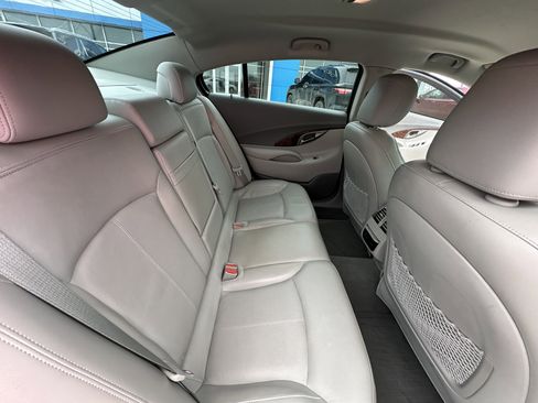 Used 2013 Buick LaCrosse Premium image 21