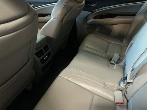 Used 2017 Acura MDX FWD image 5