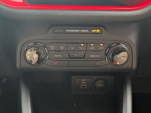 Used 2024 Ford Bronco Sport Free Wheeling w/ Convenience Package AWD/4WD image 30