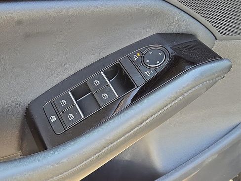 New 2025 MAZDA MAZDA3 s image 20