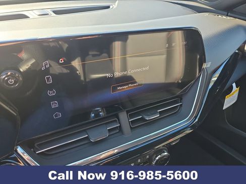 New 2026 Chevrolet Trax RS w/ Sunroof Package image 18