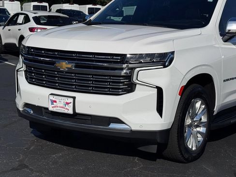 Used 2021 Chevrolet Suburban Premier AWD/4WD image 40