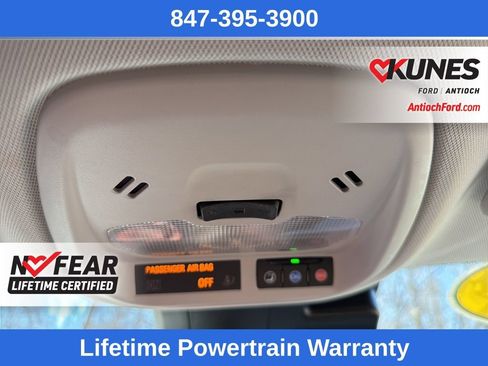 Used 2025 Chevrolet Trax LT FWD image 17