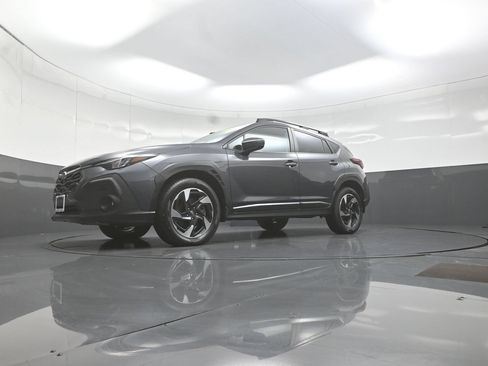 Used 2024 Subaru Crosstrek 2.5i Limited AWD/4WD image 11