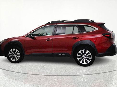 Used 2025 Subaru Outback Limited XT image 5