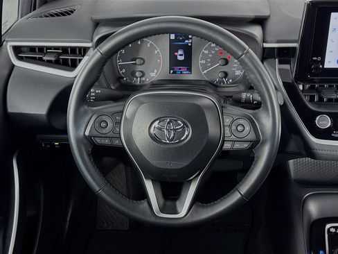 Used 2025 Toyota Corolla SE image 35