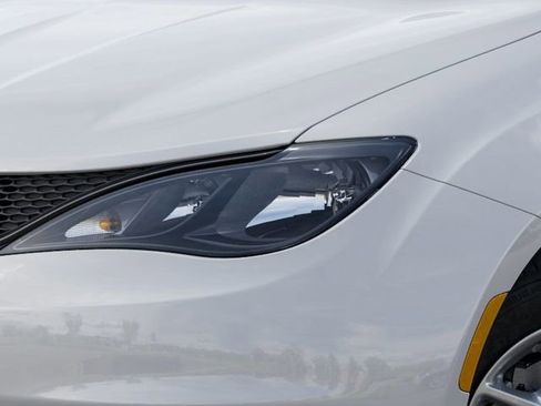 New 2026 Chrysler Voyager LX image 11