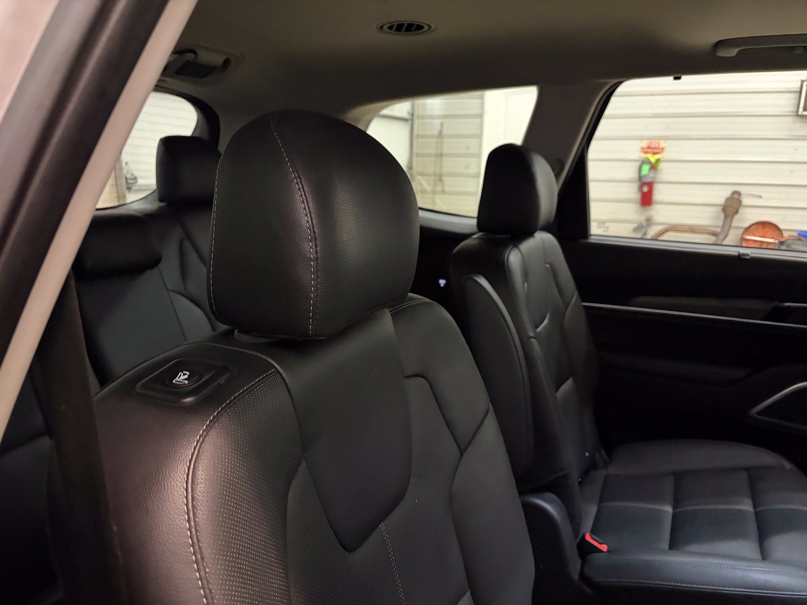 Used 2021 Kia Telluride EX w/ EX Premium Package AWD/4WD image 32