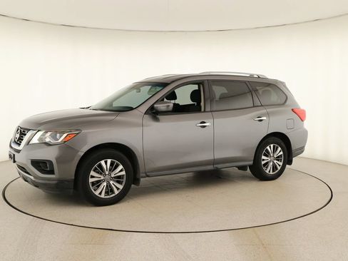 Used 2020 Nissan Pathfinder S FWD image 13
