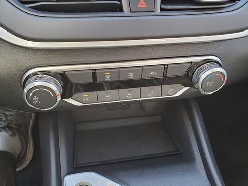 Certified 2024 Nissan Altima 2.5 S image 24