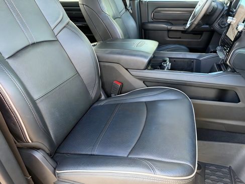 Used 2024 RAM 2500 Limited image 31