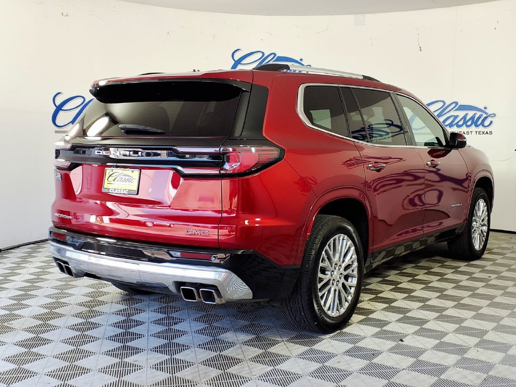 Used 2024 GMC Acadia Denali FWD image 6