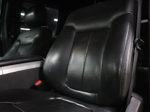 Used 2013 Ford F150 Platinum image 11