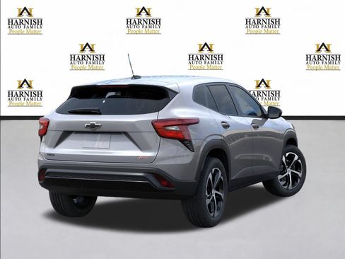 New 2026 Chevrolet Trax RS w/ Driver Confidence Package FWD image 4