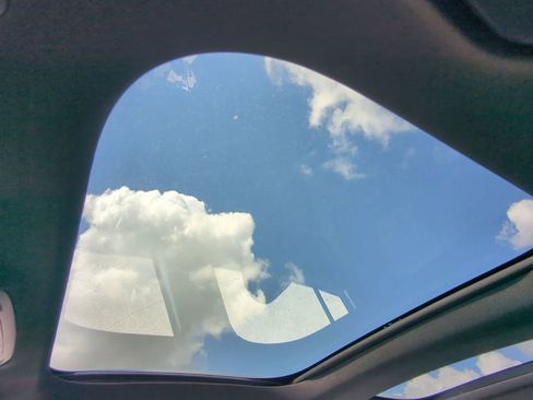 New 2024 Mercedes-Benz GLB 35 AMG GLB 35 AMG image 17