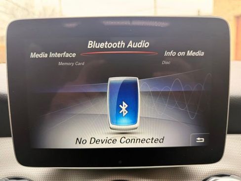 Used 2019 Mercedes-Benz GLA 250 4MATIC image 37