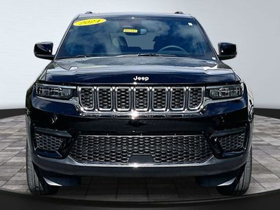 Certified 2024 Jeep Grand Cherokee Laredo X w/ Luxury Tech Group I