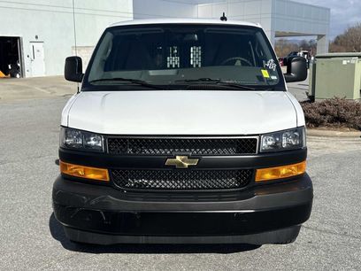 New 2025 Chevrolet Express 3500 Extended w/ Driver Convenience Package