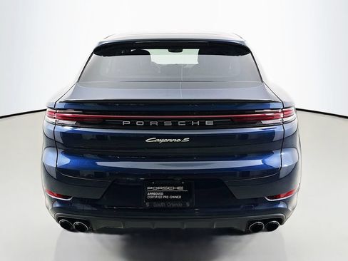 Used 2025 Porsche Cayenne S AWD/4WD image 10