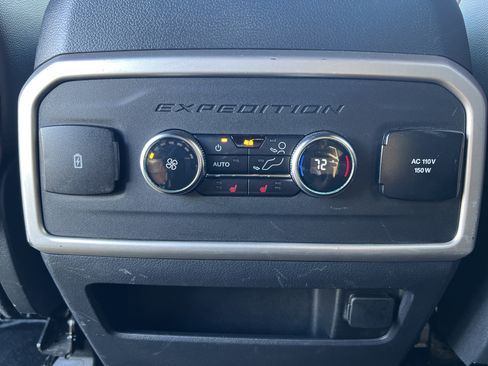 Used 2024 Ford Expedition Limited AWD/4WD image 26