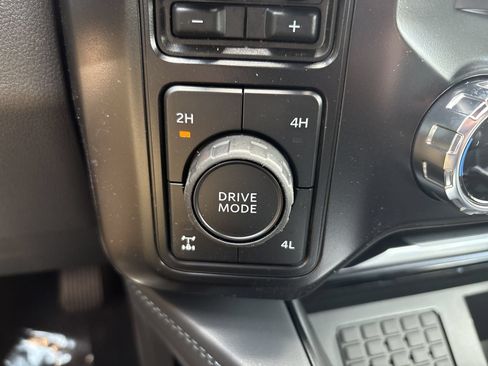New 2026 Ford F250 Platinum AWD/4WD image 9