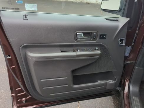 Used 2010 Ford Edge Limited image 27