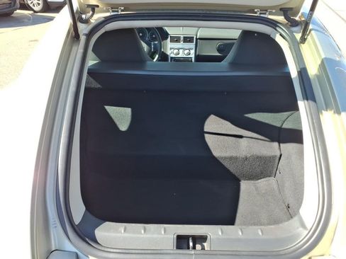 Used 2008 Chrysler Crossfire Limited RWD image 7