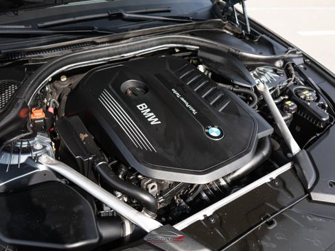 Used 2018 BMW 540i w/ M Sport Package image 51