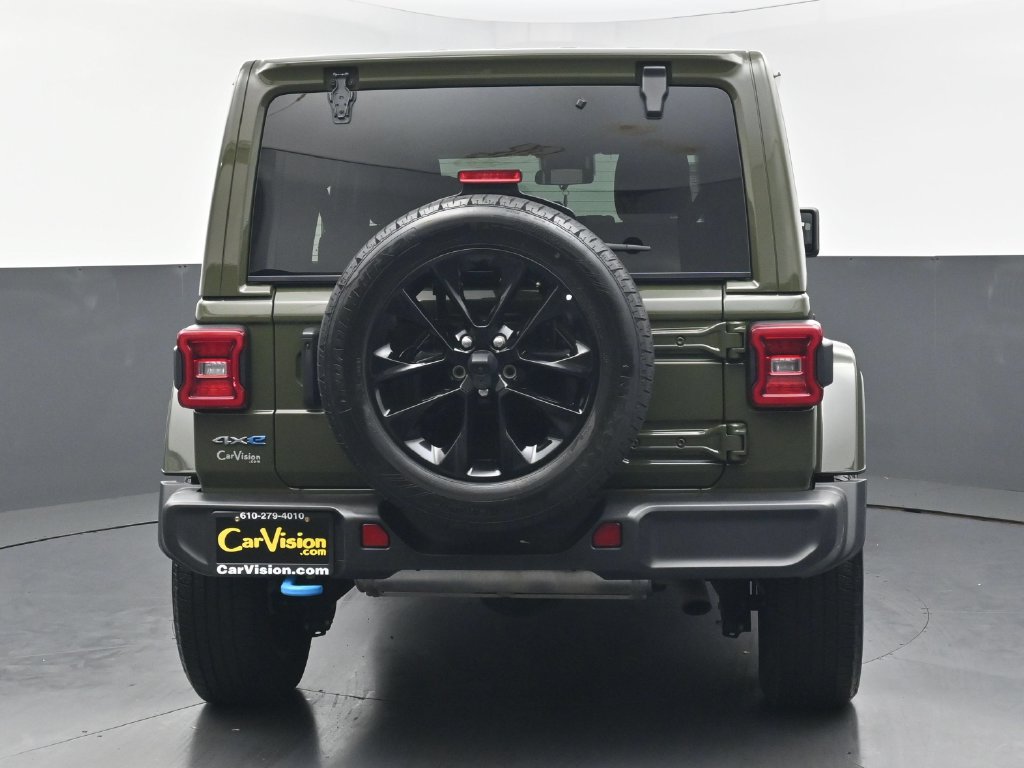 Used 2024 Jeep Wrangler Unlimited Sahara AWD/4WD image 4