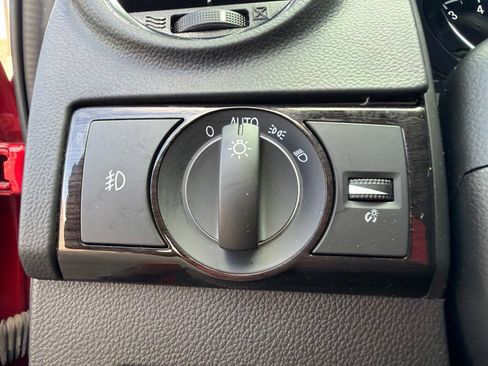Used 2014 Chevrolet Captiva Sport LT w/ Convenience Package FWD image 28