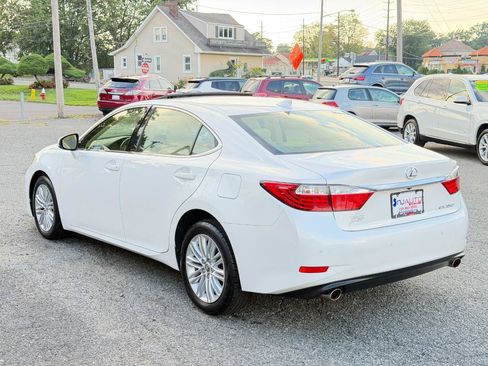 Used 2015 Lexus ES 350 w/ Luxury Package FWD image 6