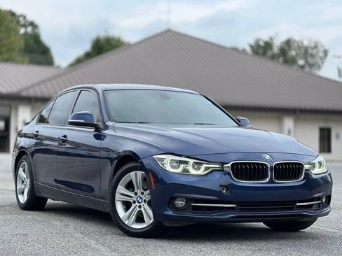 Used 2016 BMW 328i Sedan RWD image 3