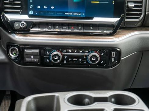 Used 2023 Chevrolet Silverado 1500 RST image 16