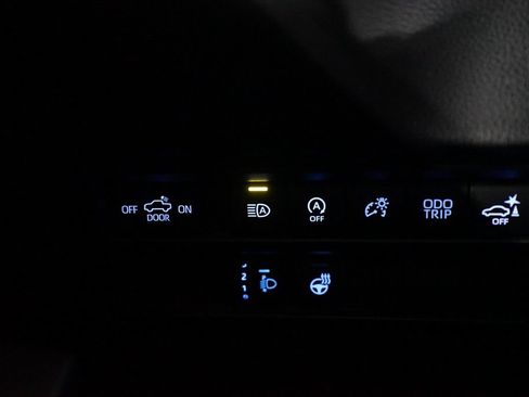 Used 2023 Toyota Tundra SR5 w/ SR5 Premium Package AWD/4WD image 25