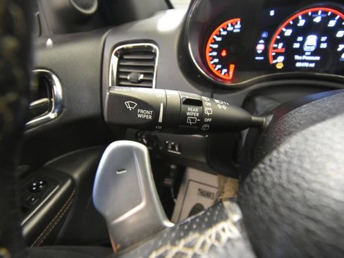 Used 2019 Dodge Durango SRT AWD/4WD image 37