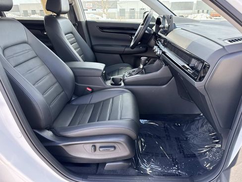 Used 2025 Honda CR-V EX-L image 19
