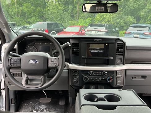 New 2025 Ford F550 XLT w/ XLT Value Package image 20