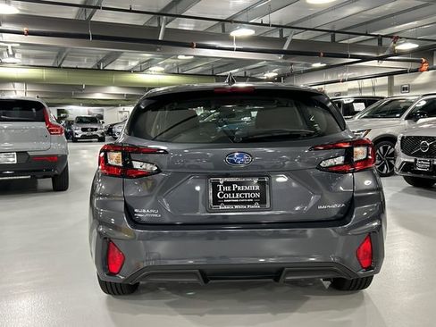Used 2025 Subaru Impreza 2.0i image 3